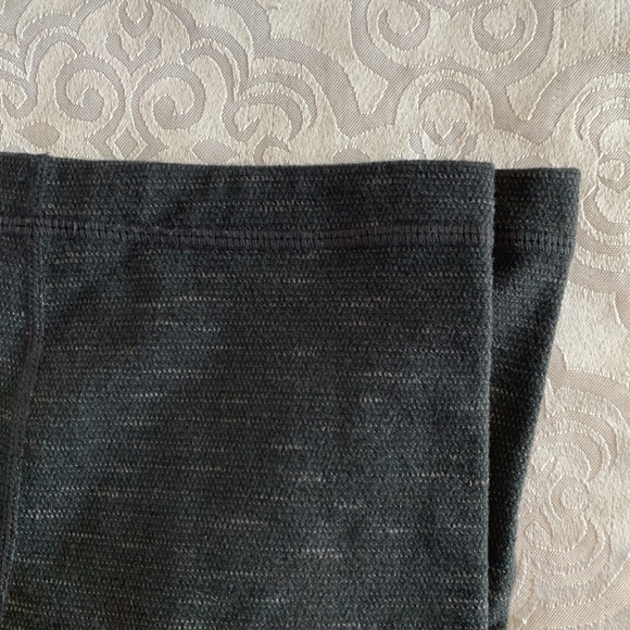 Lululemon Capri leggings - Picture 15 of 16